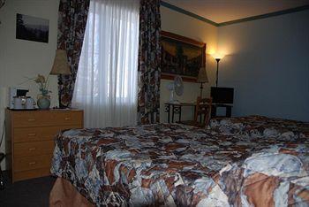 Inn La Rosepierre Bistro Henri 3*